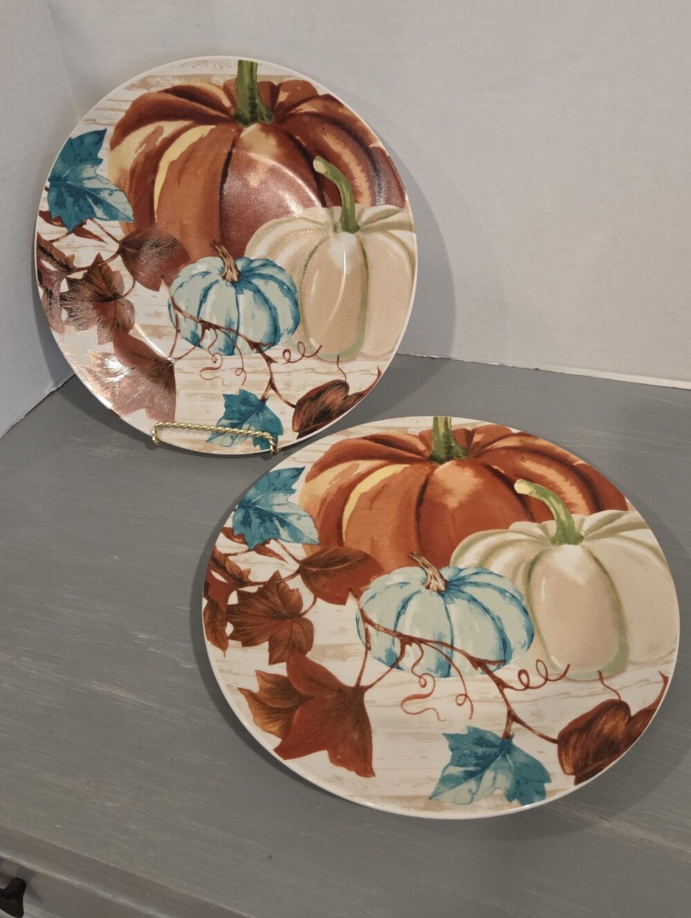 ROYAL NORFOLK Set 2 Pumpkins Fall Thanksgiving 10.5 InDinner Plates Orange Teal